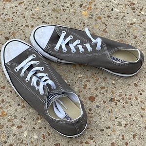 Converse size 10